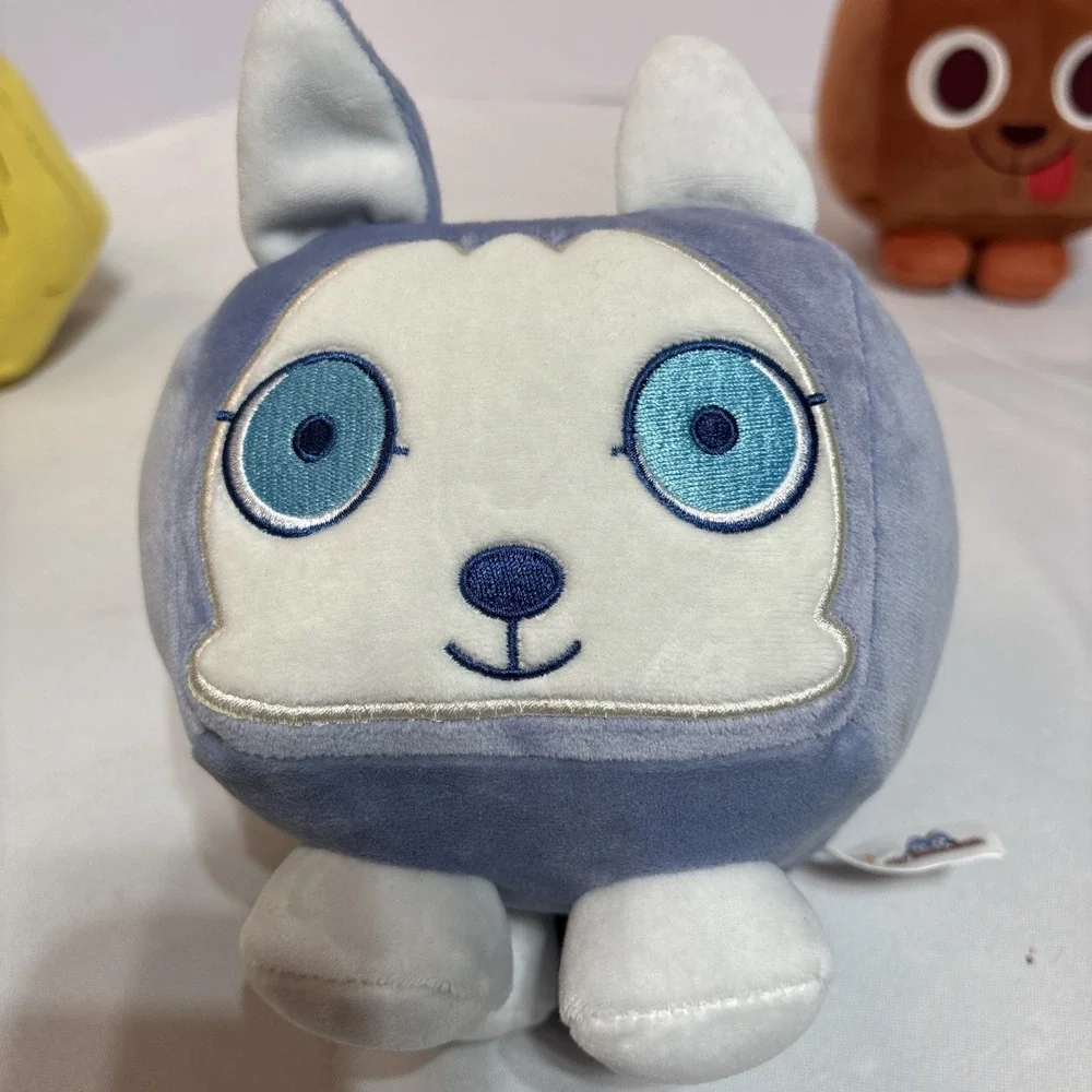Pet Simulator X Plush Lot of 4 Corgi Dragon Chick Cat Roblox No‎ Codes